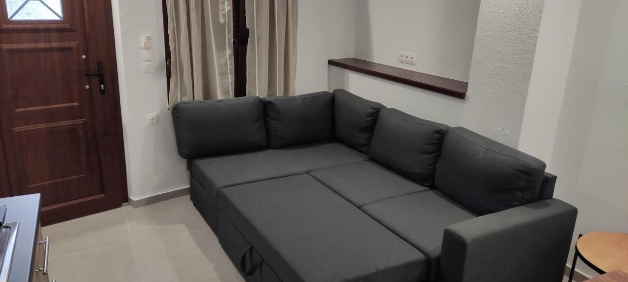 Ferienwohnung Το Στενάκι Skiathos-Stadt Exterior foto